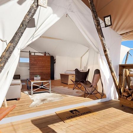 Under Canvas Lake Powell-Grand Staircase Big Water Exterior photo