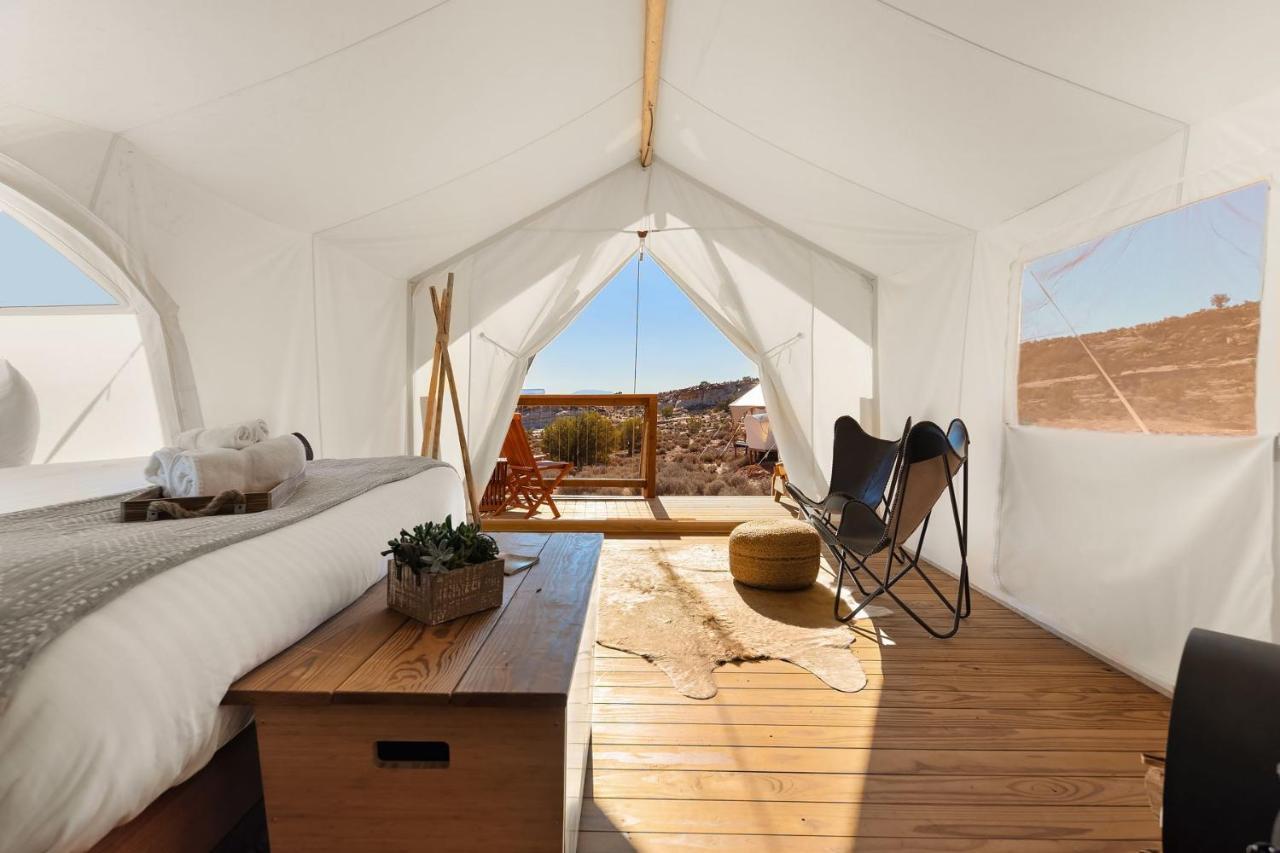 Under Canvas Lake Powell-Grand Staircase Big Water Exterior photo